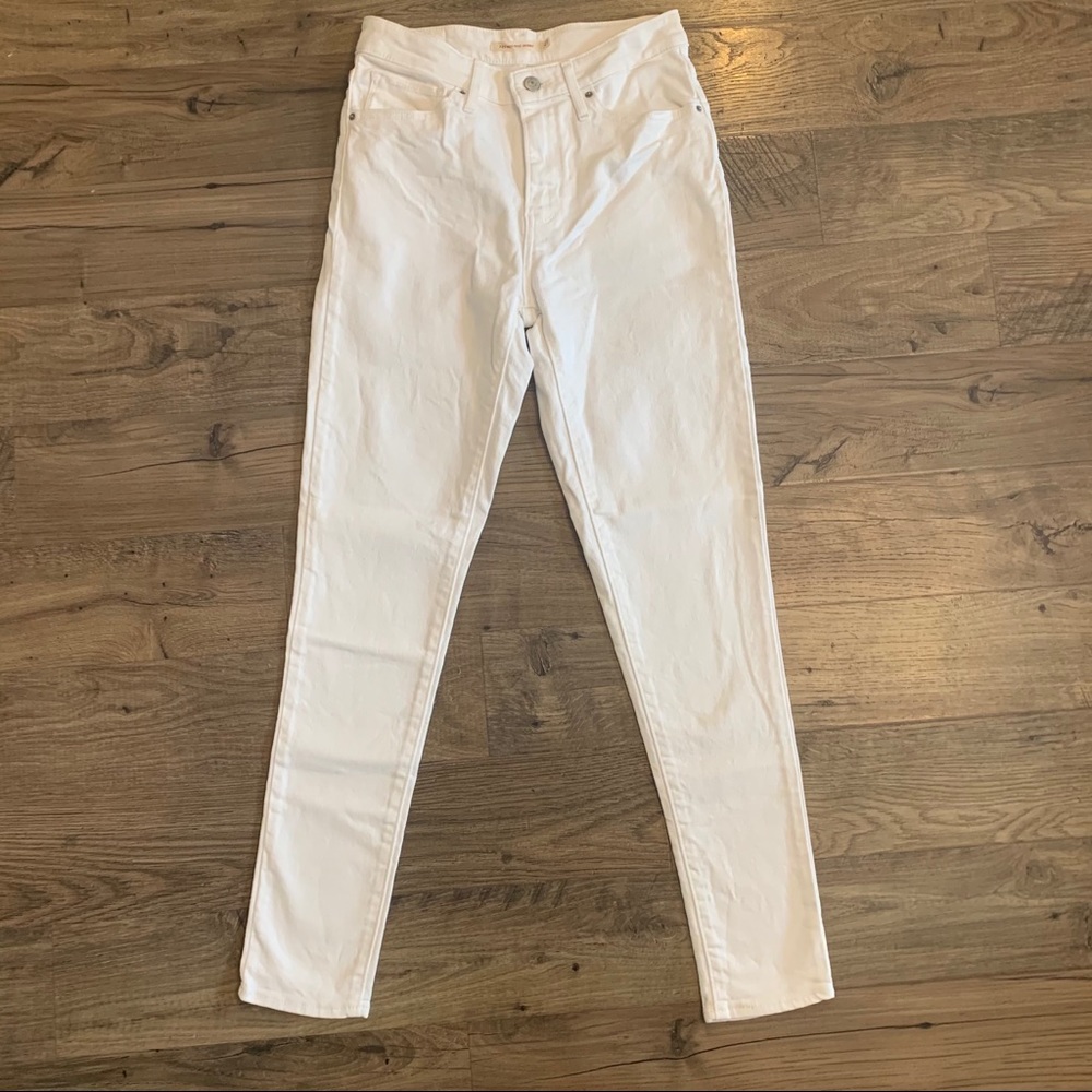 Levi’s High Rise Skinny